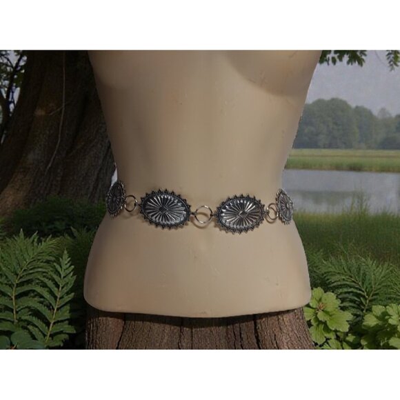 Western Cowgirl Silver-Tone Concho Diamond Shape Center Belt Adjustable to 44\